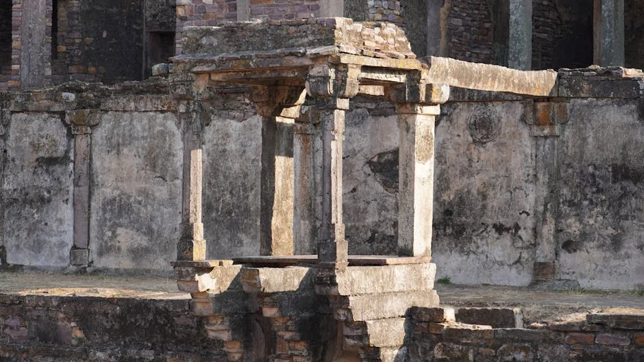 Lire la suite à propos de l’article Patrimoine en peril en Indre : les 8 monuments qui disparaissent
